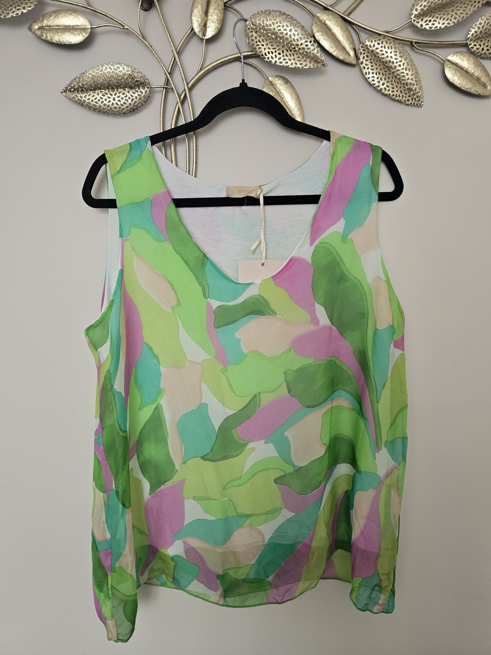 Women’s Sleeveless Tank Top - Green/Pink Abstract Print